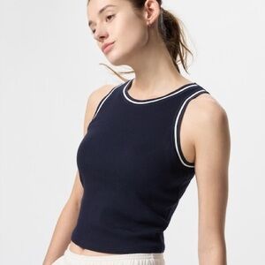 UNIQLO Ribbed Cropped Bra Top Women's Navy Sleeveless Top